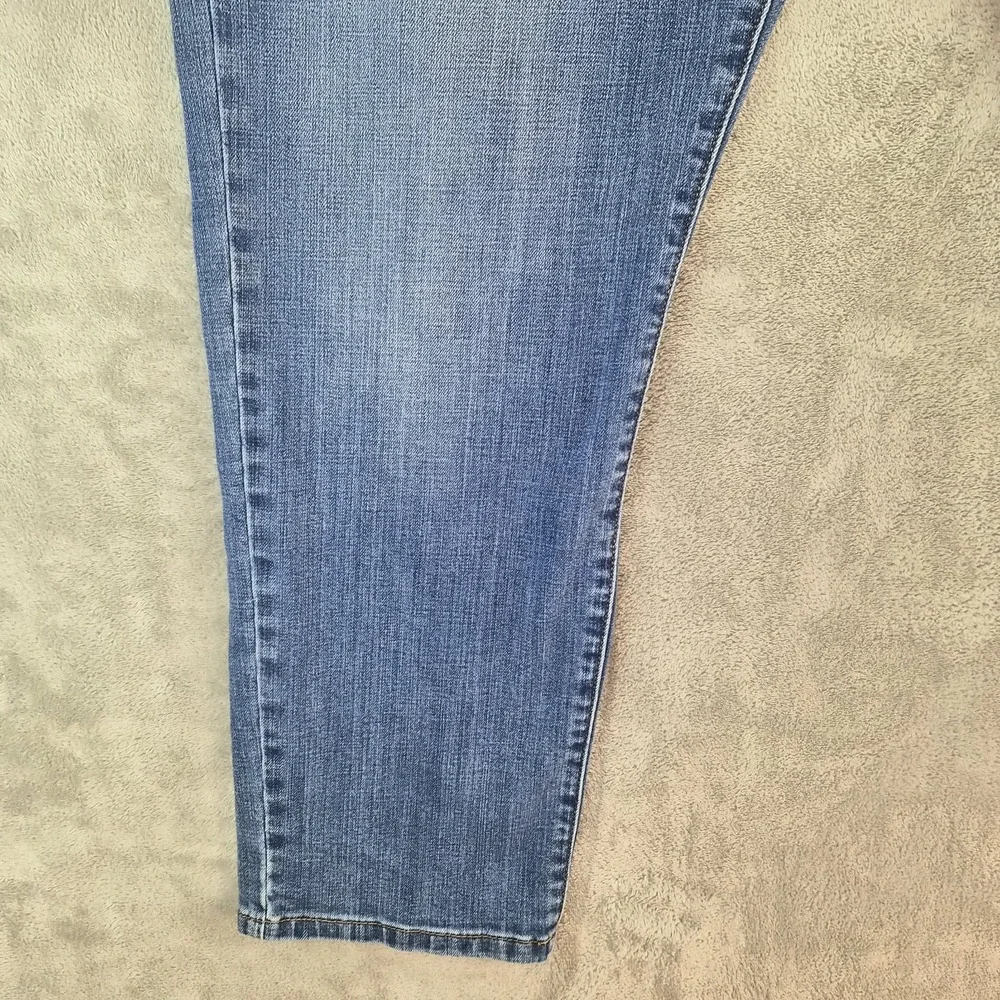 Lucky Brand 221 Straight Jeans Mens 40x30 Blue Denim Classic Fit Stretch